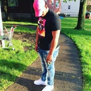 Meet your Posher, Demi emil